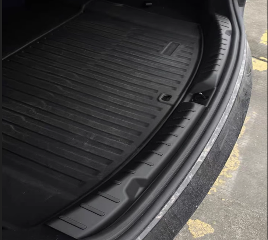 Trunk all inclusive door sill guard [black]